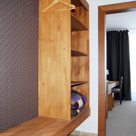 Hotel Lineas Prešov Екстериор снимка